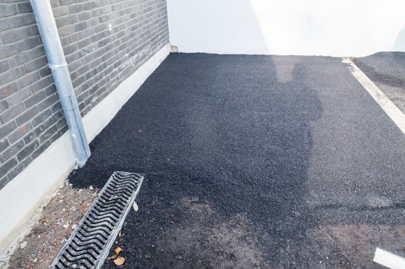 Tar And Chip Driveway Paving